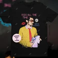 CAMISETA HARRY STYLES KISS ALL THE TIME DISCO OCCASIONALLY POPTEE ALGODÃO