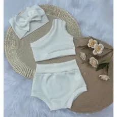 Look Charmoso para Bebê - Conj. -3 Peças- Shorts - Blusa + Laço.