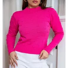 Blusa feminina suéter gola alta com detalhes em alto relevo de bolinhas