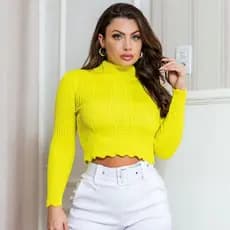 Blusa feminina cropped manga longa trico modal alto relevo com babado nuvem detalhe gola alta
