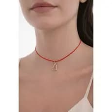 ✨ Colar Minimalista Fio Vermelho com Pingente de Coração – Elegante e Atemporal