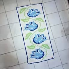 Tapete Passadeira de Crochê Grande Flores Tulipas Trilho Caminho de Mesa Crochet Decoração Cozinha