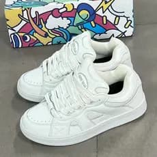 Tênis Casuais Sapatos De Pão Feminino Ins Pequenos Brancos Skate De Cano Baixo