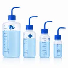 Pisseta Almotolia Plástica Graduada com Bico Curvo para Laboratório – Capacidade 500ml, 250ml, 100ml