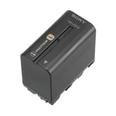 08 Bateria Np-F970 Battery Pack 7.4v 6600mah 47.5wh  + 01 Carregador
