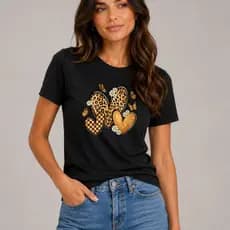 Camiseta Feminina de Algodão Coração Onça T-shirt Feminina para Academia Estampada Minimalista