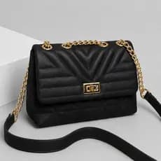 Bolsa Feminina Transversal Média Bordada com Alça de Corrente Matelasse