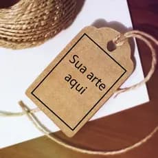 Tag Personalizada 7x4 cm em Papel Kraft 180g com Sisal – Promoção para Divulgar Sua Marca! 💥