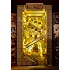 Book Nook Harry Potter: Nicho de Livros de Hogwarts