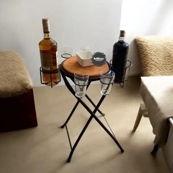Mesa Petisqueira Dobravel Marrom Com Preto Madeira De Demoliçao Oferta