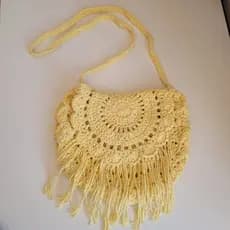 Bolsa de Crochê Estilo Boho Chic com Franjas Removíveis. Bolsa Tiracolo Transversal Artesanal para Festas e Dia a Dia