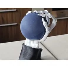 Suporte Criativo Mão Esquelética  Alexa 4/5 Geração 3D para Caixas de Som e Esferas Decorativas PLA!