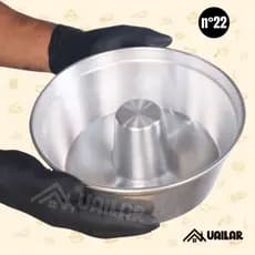 Forma para bolo pudim 22 cm - 2,4 Litros Alumínio - Assadeira Bolo Pudim Redonda Tubo - 2,4L