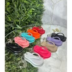 Chaveirinho de chinelo super fofo