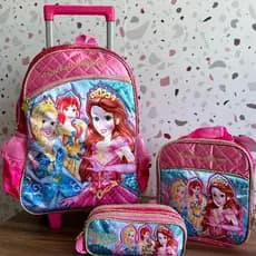 Kit Mochila Rodinhas Lancheira Térmica e Estojo Duplo Princesas Mágicas Escolar Infantil Rosa Detalhada Clio Styles