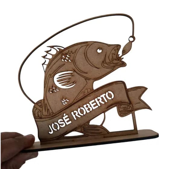 troféu pescador personalizado com seu nome centro de mesa em mdf 3mm vazado decoração peixe quadro