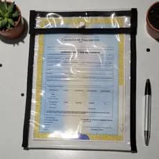 Porta certidão de nascimento em PVC transparente com botão – proteção de documentos