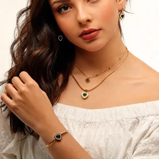 Conjunto Semi Joias Ouro 18K Colar Brinco Pulseira Aço Inox Coração Presente Dia dos Namorados