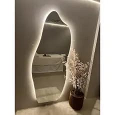 Espelho Orgânico Flame 170x70 E06 com LED Branco Frio 110V 6000K – Sofisticação e Clareza