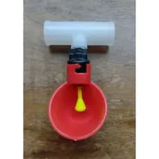 Bebedouro automático tipo copinho para aves + T de 20mm