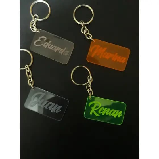 Kit 50 chaveiros com nomes a sua escolha