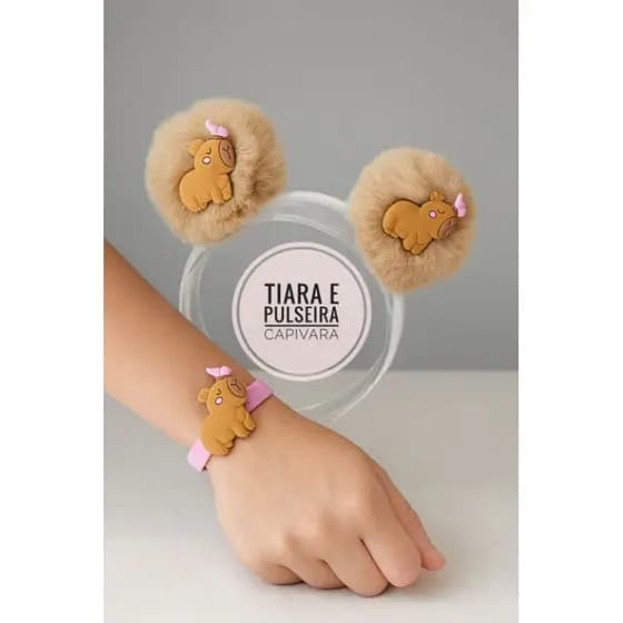 Tiara Capivara arco infantil de pompom  | arquinho, xuxinhas, pulseira | Festa capivara.