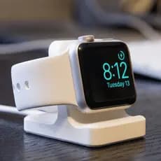 Suporte para Carregador de Smartwatch Compatível com Apple Watch | Base Organizadora de Mesa