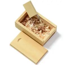 Pen drive 8 Gb Usb 2.0 Corpo de Vidro e Tampa em Madeira Com Personalização (Logomarca e Nomes) Por Nossa Conta.