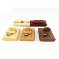 Kit 5 Pendrives Personalizados De Madeira Com Caixa 8 Gb 2.0 Gravamos sua Logomarca ou Nomes para Presentes.