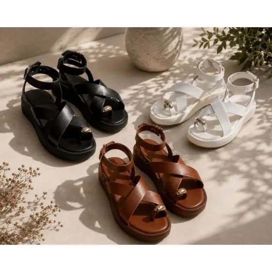 Papete Feminina Flat Form Rasteira Cruzada Sandália Dedo