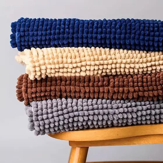 Tapete Bolinha Para Banheiro Diversas Cores 38cm x 58cm Antiderrapante Absorve Água