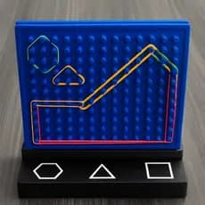 Brinquedo pedagógico Geoplano e geoboard para ensino de matemática e geometria - brinquedo educativo