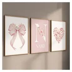 Quadro Decorativo Berçário Floral Rosa, Pôsteres com Nome e Coração de Laço, Personalizado