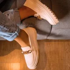 Sapato Mocassim Feminino Tratorado Corrente Off White/Bege Confortável Top