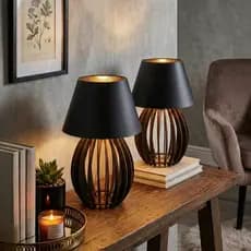 Kit 2 Abajures Decorativos Modernos Madeira Marrom ou Preto com Cúpula Preta – Sala e Quarto