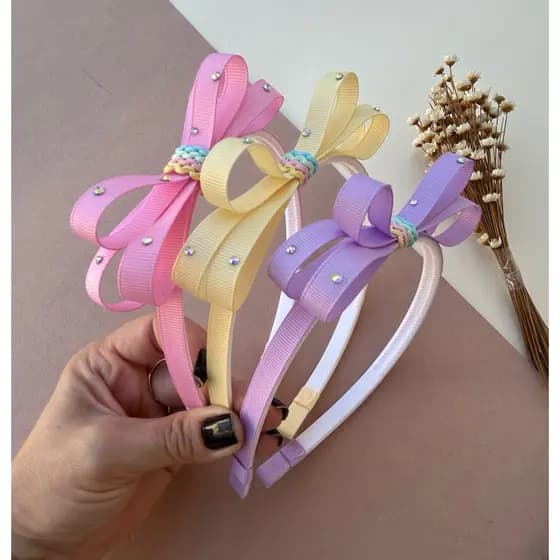 Tiara Infantil Laço Duplo com Strass Candy Colors em Fita  Rosa, Amarelo e Lilás