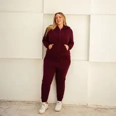 Conjunto Moletom Peluciado Plus Size Blusa com Ziper Capuz e Bolsos Canguru
