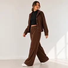 Conjunto Blusa Manga Longa Cotelê Botões Calça Pantalona Bolsos