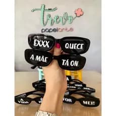 Óculos retrô personalizado para festas