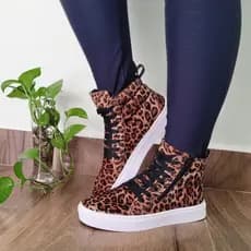 Botinha Tênis Feminino academia e casual com ziper na lateral  cano médio estiloso e leve