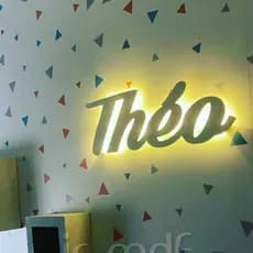 Placa Nome Luminoso Personalizado Decorativo de Parede Moldura Quarto Infantil