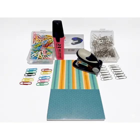 Kit Especial:  2 Caixas de Clips 1Color e 1Prata ; Marca Texto Rosa ; Bloco Notas; Grampeador Cinza
