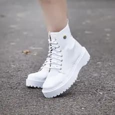 Coturno Bota Feminino Sola Baixa Plataforma Tratorado Zíper Conforto Blogueira 4 Cores