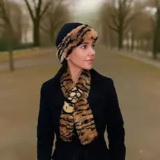 Kit de Inverno de Luxo Touca de Soft com Barra em Pelúcia e Cachecol de Pelúcia Proteção e Estilo