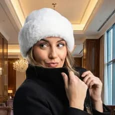 Touca Inverno Feminino Gorro Pele Ecológica Para o Frio E Inverno Modelo Europeu