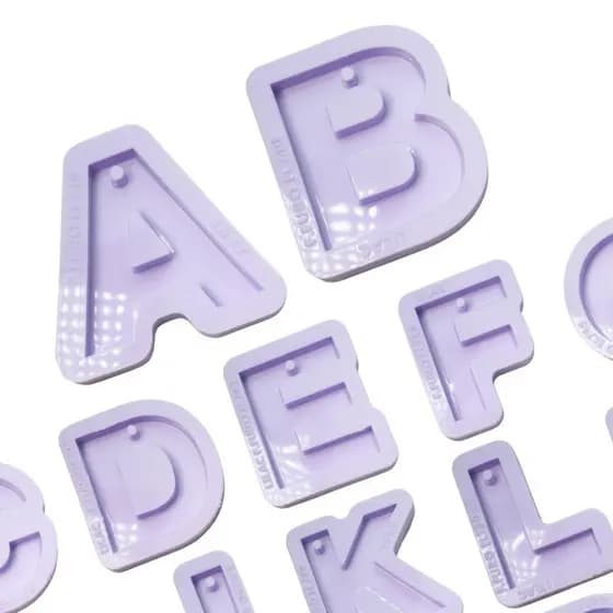Molde de Silicone para Resina Letras de Alfabeto Padrão - Frente com Furo