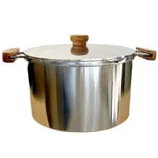 Caldeirão fundido Batido Grosso, Grande 24cm 5.5 litros, polido marca Extang.