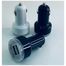 Carregador Veicular Universal USB 12V Saída 5V 2 Entradas USB