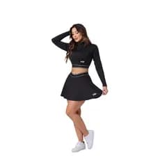 Conjunto Esportivo Feminino Fitness em Poliamida Shorts Saia Bolso Cropped Manga Longa