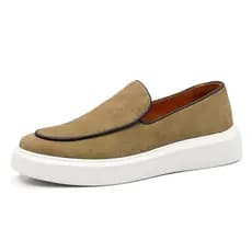 Loafer Masculino em Couro Camurça Forrado em Couro e Palmilha em Couro